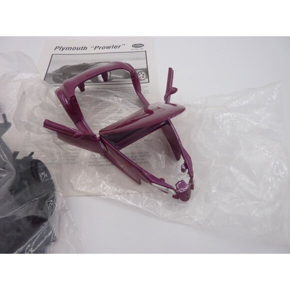 Testors Silver Series Plymouth Prowler Metal Body Model Kit 1:24 440073 w/box - Picture 8 of 13